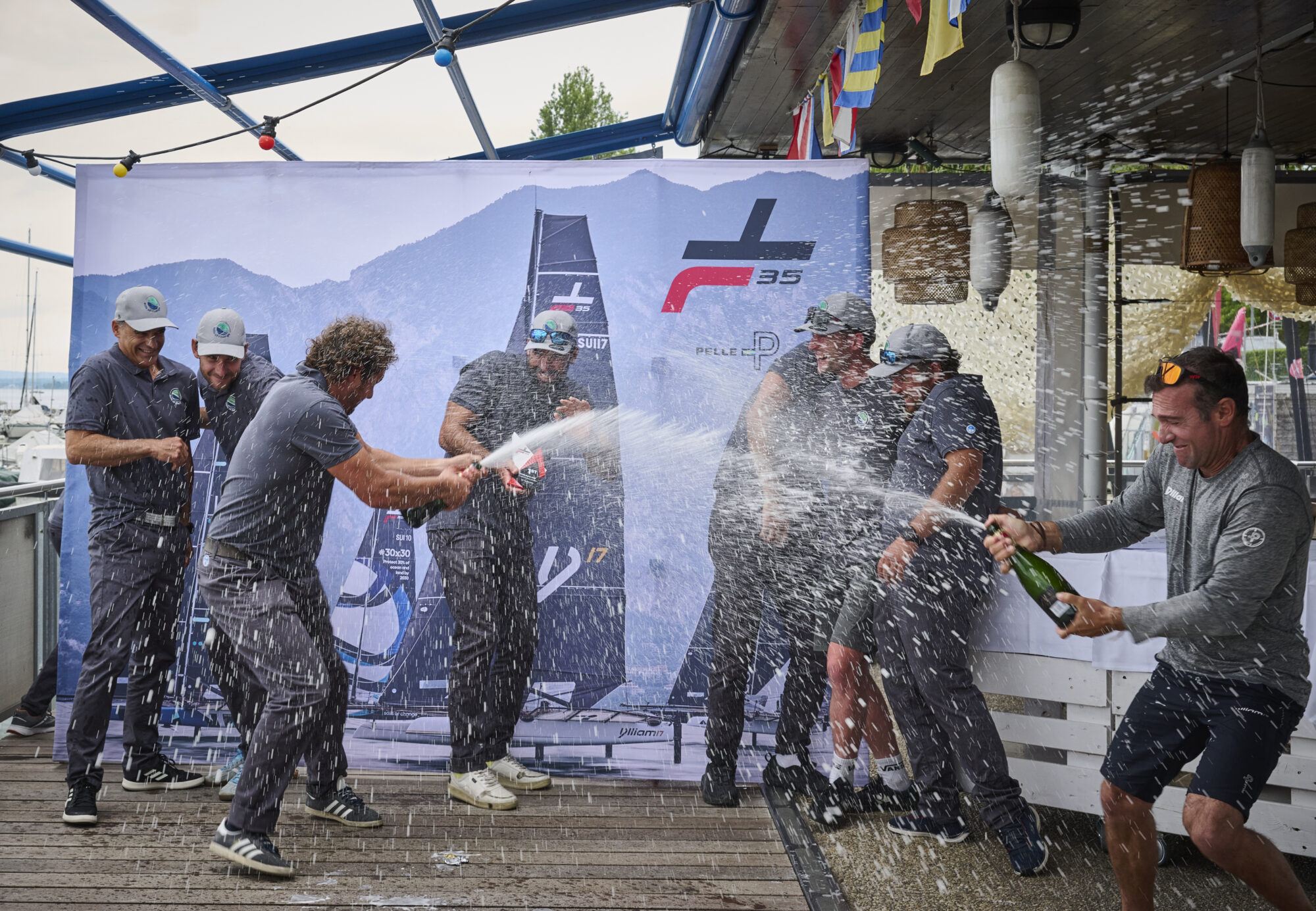 Sails of Change 8 remporte le premier GP de la saison TF35 2024